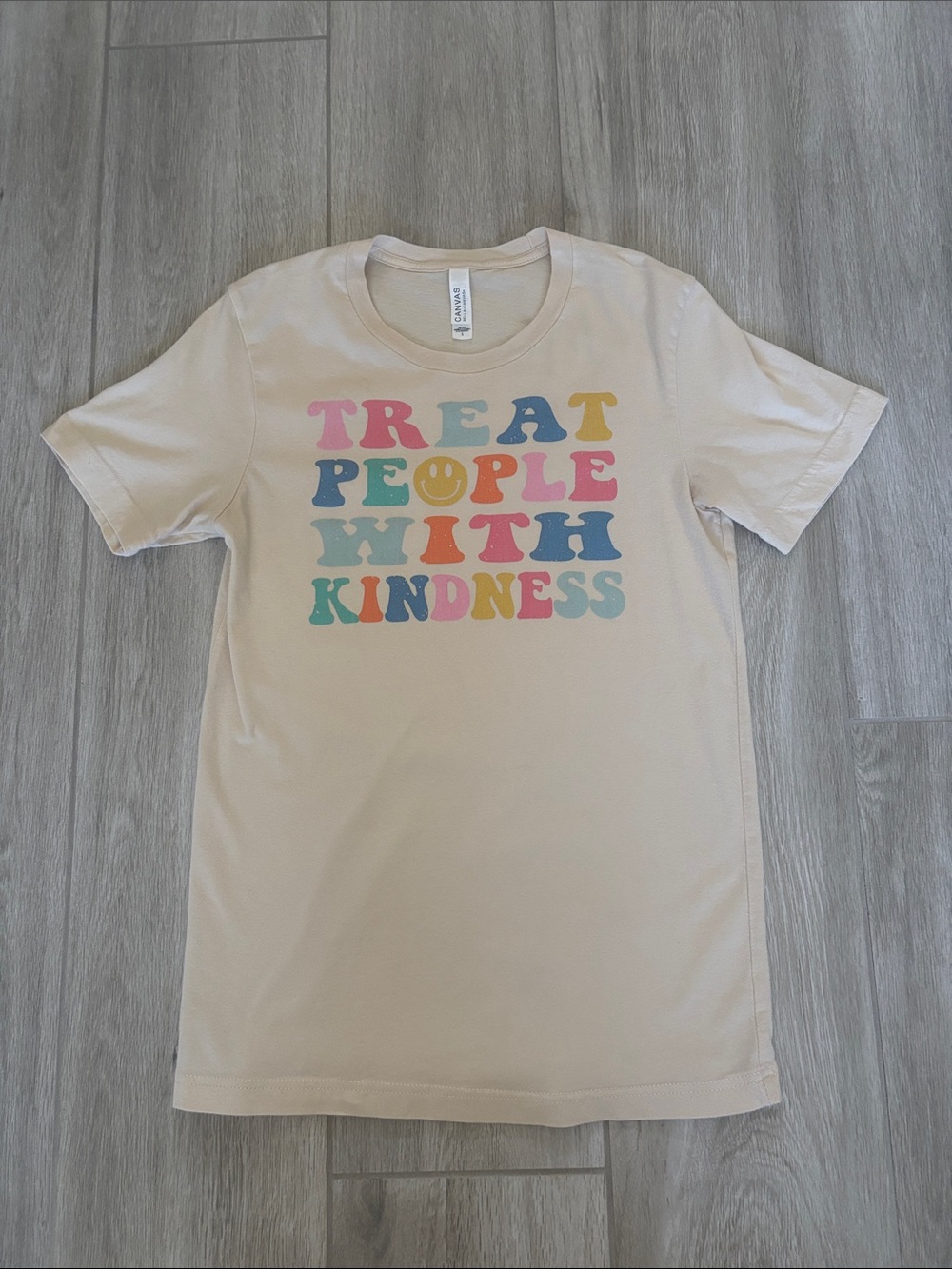 Canvas Cream Treat People With Kindness Multi Color Graphic Tee Top Size Small